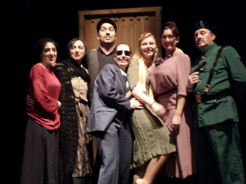 Gran exito en el estreno de ¡SILENCIO, SE ROBA! de José Ramón Oliva representada por de Teatro Kumen