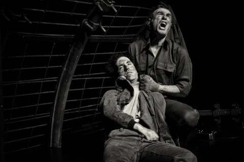 LAGRIMAS  DE CARBÓN