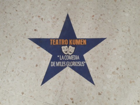 MUCHO TEATRO KUMEN