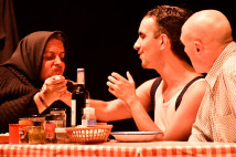 Teatro Kumen recupera el ritmo.